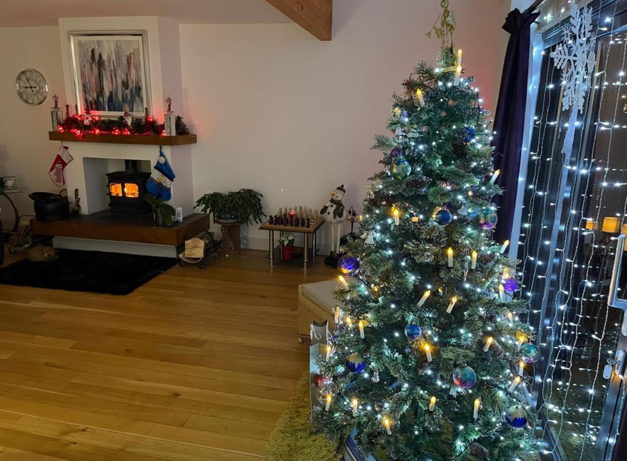 Lindas Retreats Self Catering Accommodation 1 Bedroom Cottage Or 3 Bedroom House 托明陶尔 外观 照片