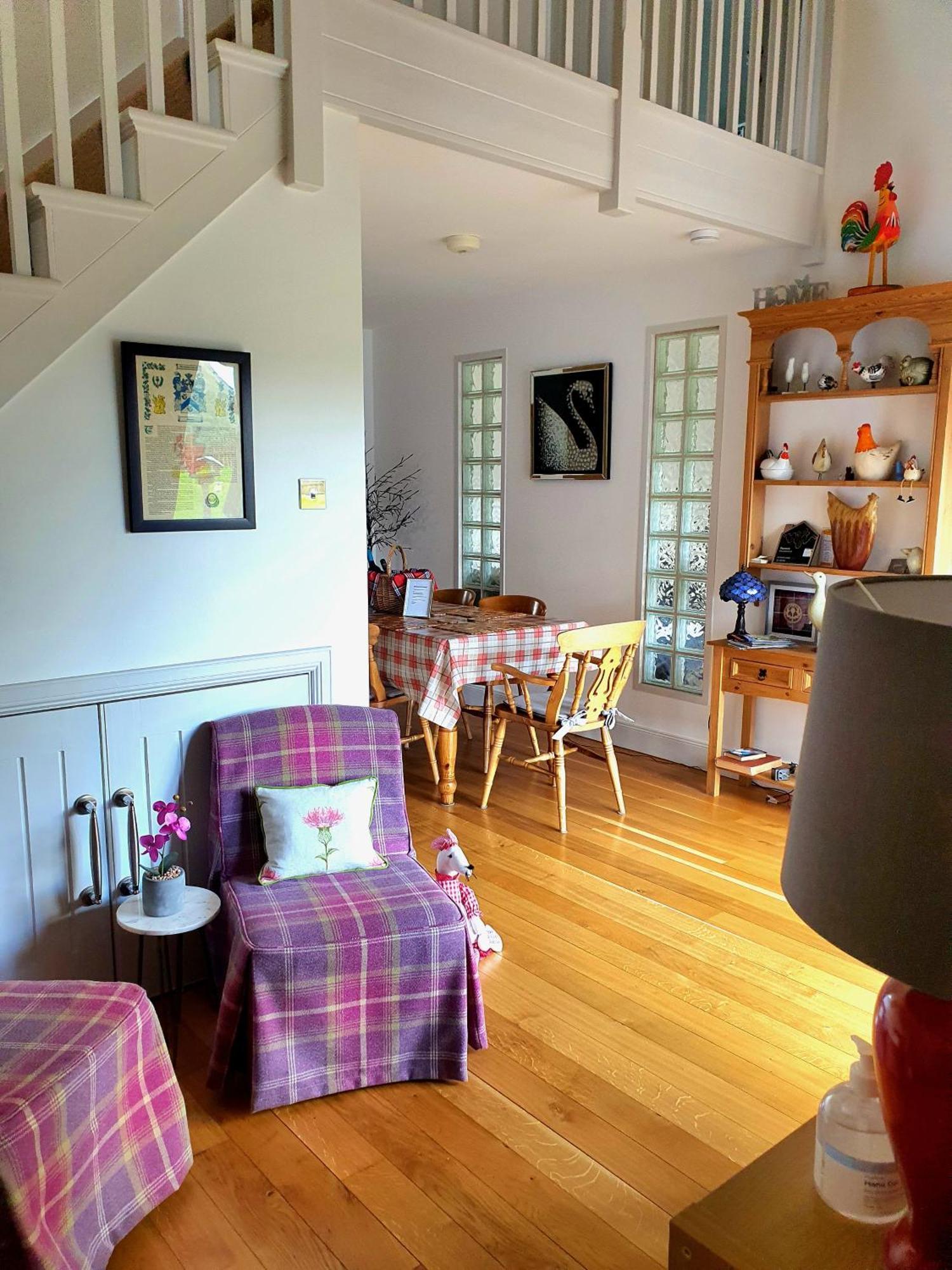 Lindas Retreats Self Catering Accommodation 1 Bedroom Cottage Or 3 Bedroom House 托明陶尔 外观 照片